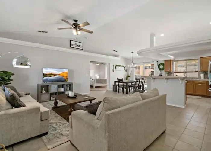 Playpool Oasis-pool, Spa, Garage, Great Views * Lake Havasu City