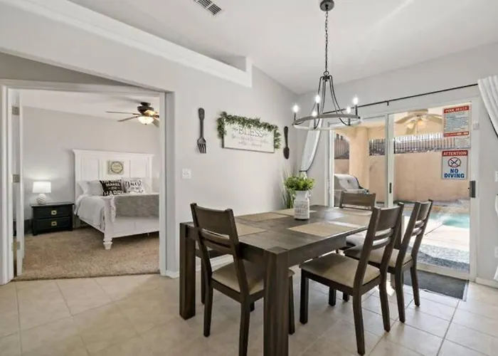 Playpool Oasis-pool, Spa, Garage, Great Views Villa