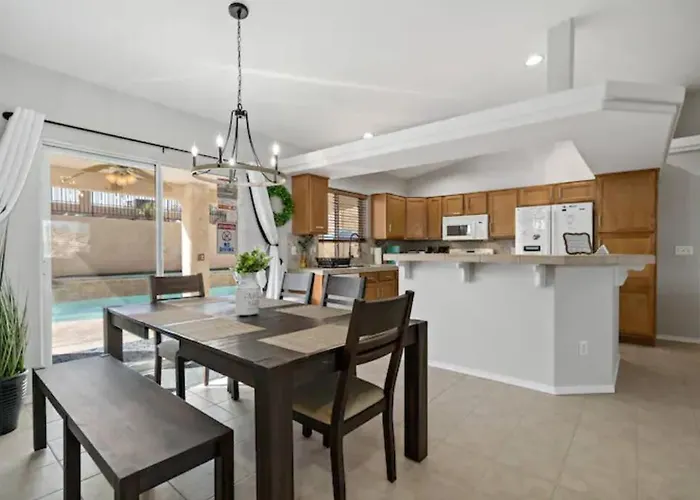 Villa Playpool Oasis-pool, Spa, Garage, Great Views